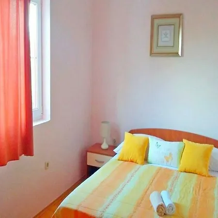 Apartment Burmeta